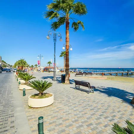 Six Apartment Larnaca