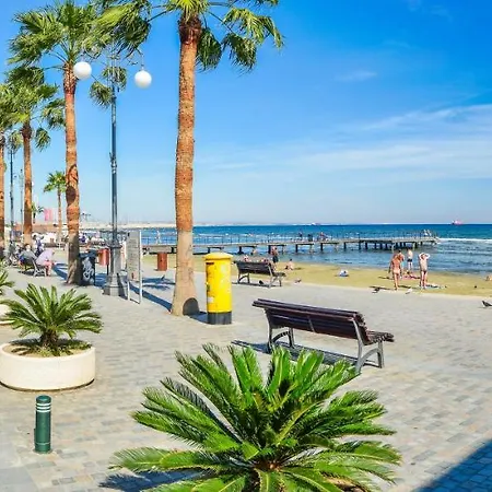 Διαμέρισμα Six Λάρνακα