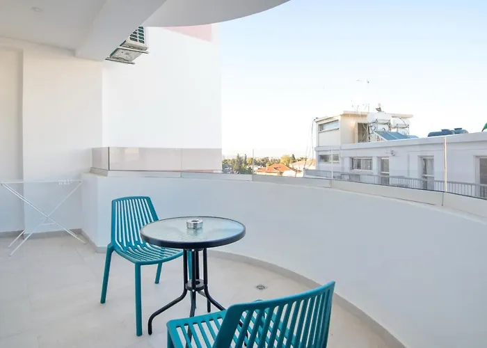 Six Lägenhet Larnaca